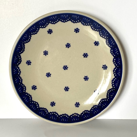 Polish Pottery Blue Snowflake Bolesławiec, Poland 8 3/8” - Picture 1 of 6